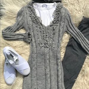 V-neck Grey Long tunic sweater